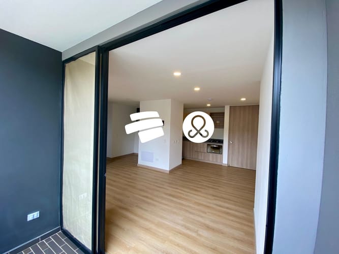 Apartamento de 2 alcobas en venta en La Ceja, 66 m² · foto 2 de 13
