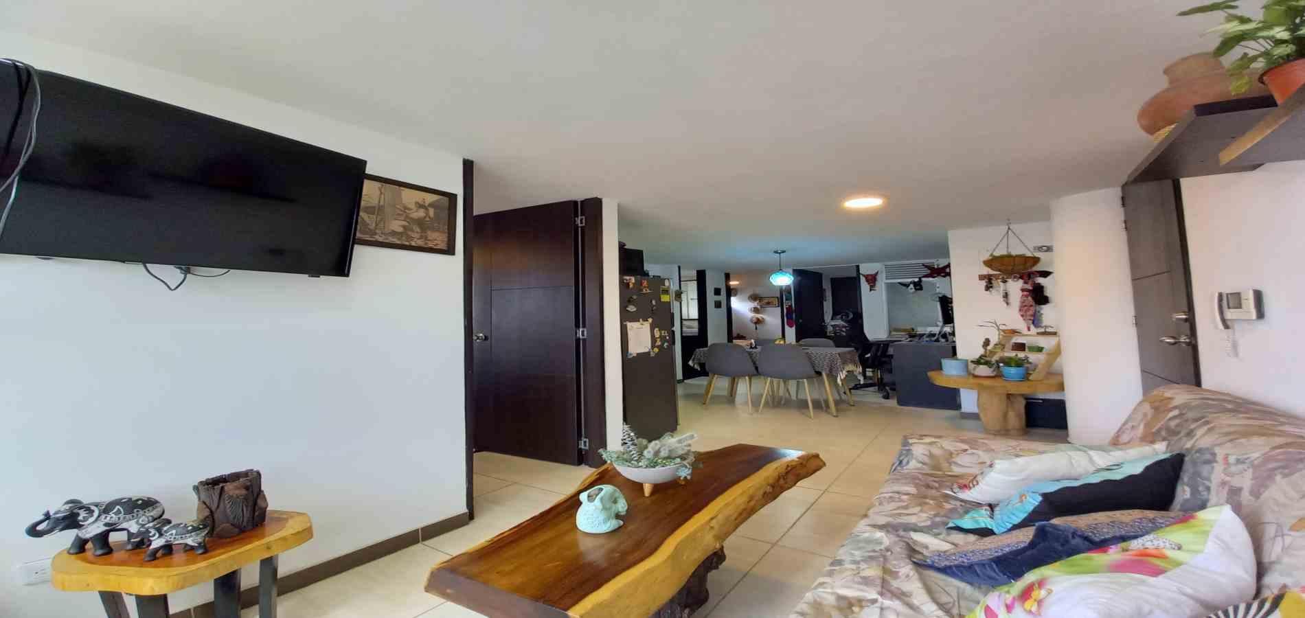 Apartamento en venta en Chipre, Manizales · foto 3 de 17