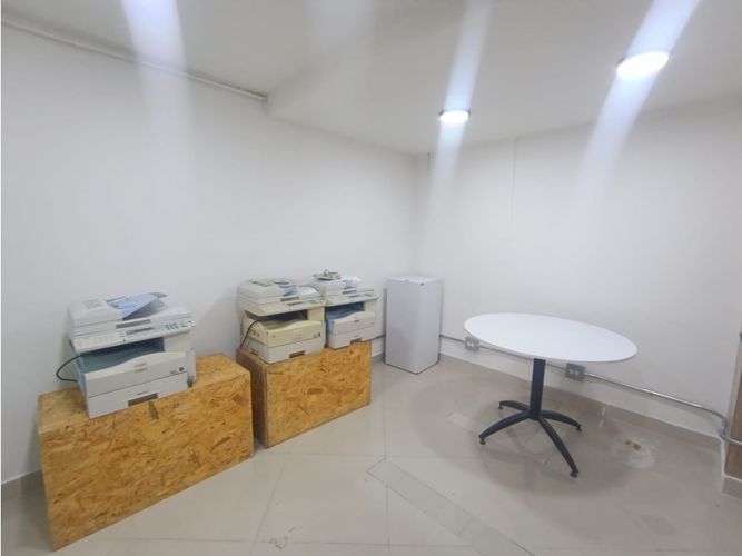Oficina en arriendo en Estadio, Medellín, 20 m² · foto 3 de 6