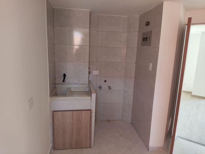 Apartamento de 4 alcobas en venta en Fontibon, Bogotá, 98 m² · foto 12 de 20