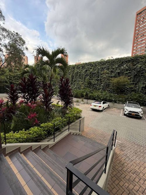 Apartamento de 2 alcobas en arriendo en Los Balsos, Medellín, 80 m² · foto 13 de 15