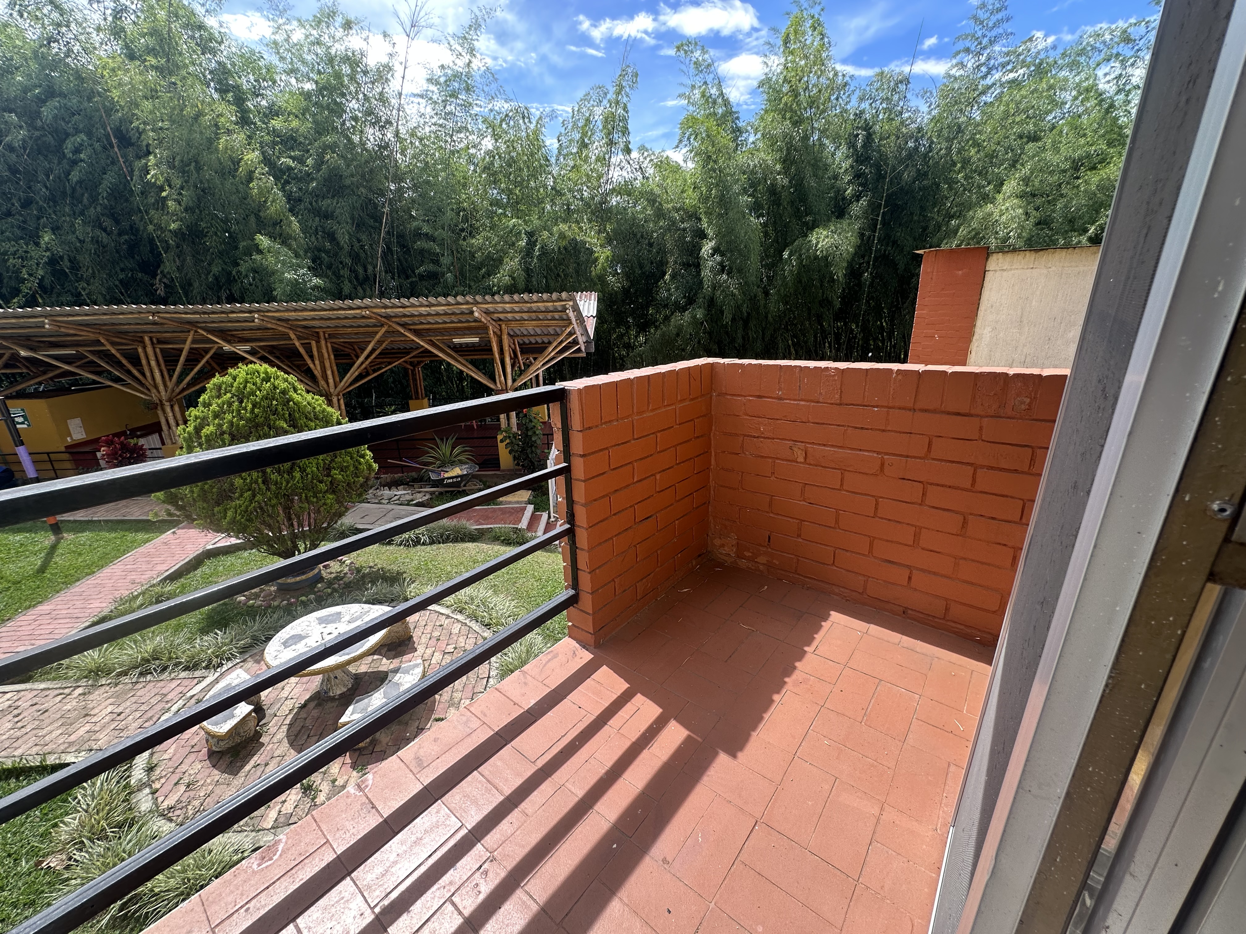 Apartamento en venta en Americas, Armenia · foto 4 de 24