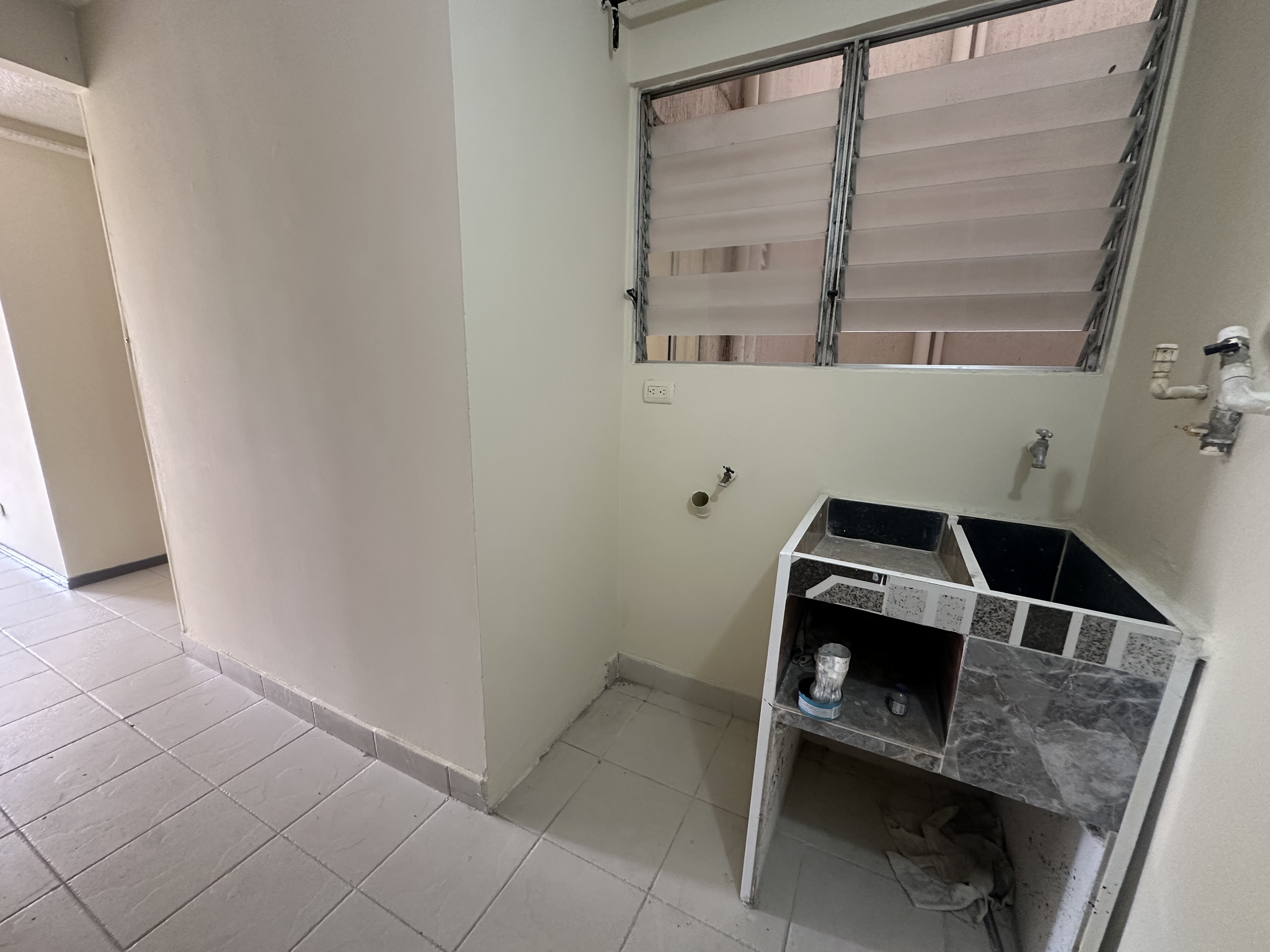 Apartamento en venta en Americas, Armenia · foto 6 de 24