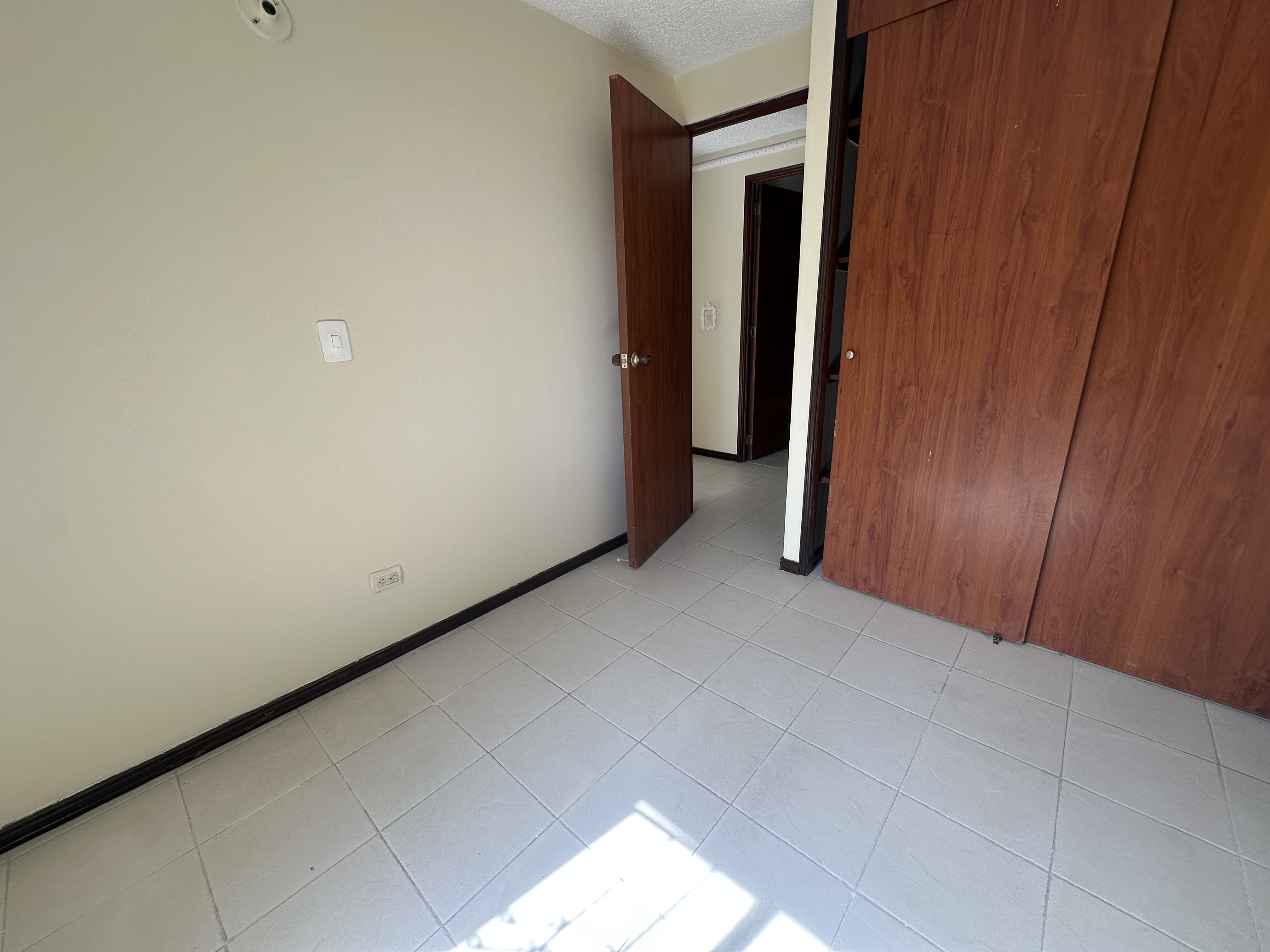 Apartamento en venta en Americas, Armenia · foto 13 de 24