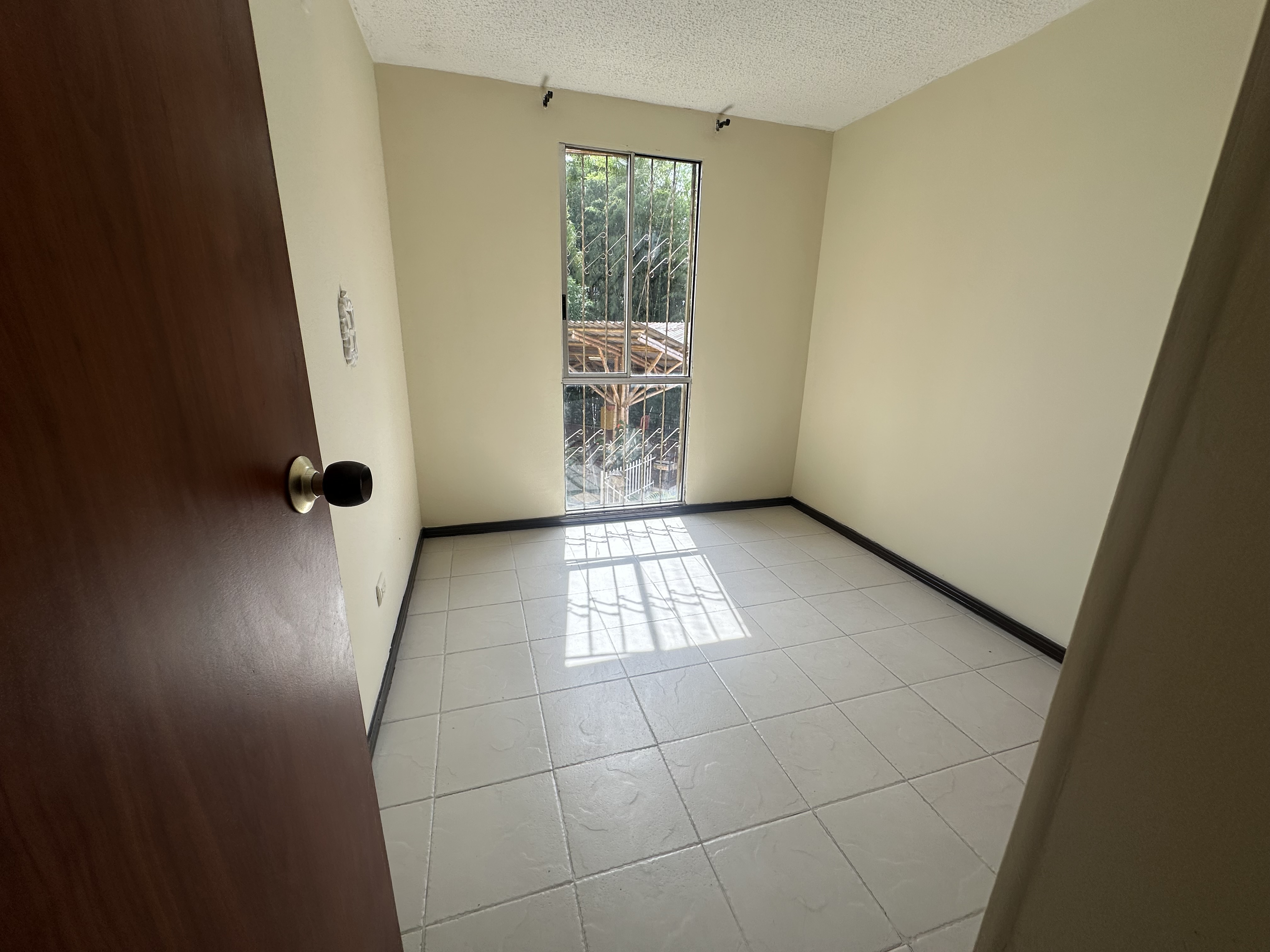 Apartamento en venta en Americas, Armenia · foto 15 de 24
