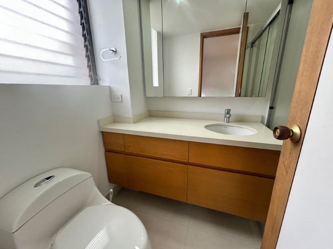 Apartamento de 3 alcobas en arriendo en Alejandría, Medellín, 240 m² · foto 15 de 18