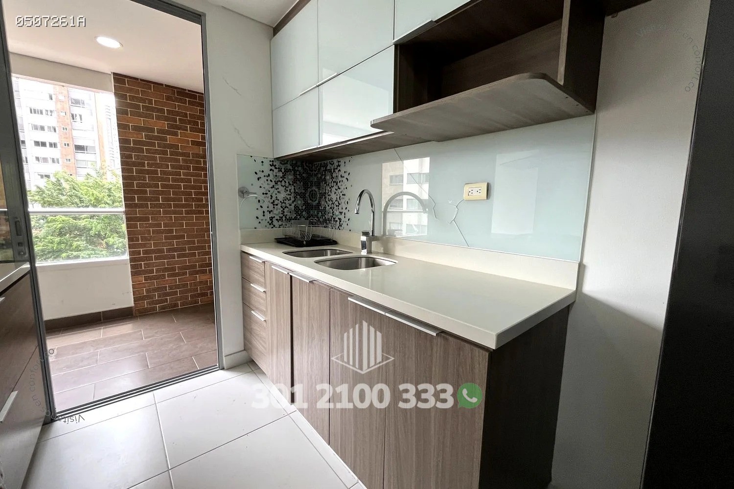 Apartamento en arriendo en Castropol, Medellín · foto 11 de 23