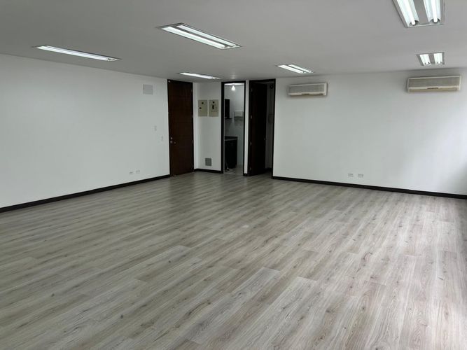 Oficina en arriendo en El Poblado, Medellín, 80 m² · foto 9 de 9