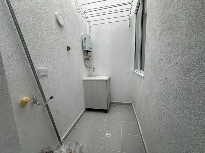 Casa de 3 alcobas en venta en Salvador Allende Bajo, Armenia, 40 m² · foto 17 de 24