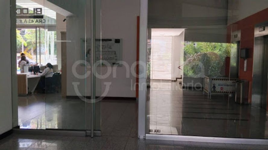 Oficina en arriendo en Manila, Medellín, 36 m² · foto 3 de 7