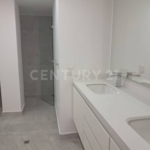 Apartamento de 4 alcobas en venta en Molinos Norte, Bogotá, 200 m² · foto 8 de 18