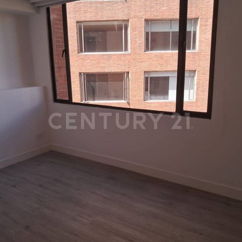 Apartamento de 4 alcobas en venta en Molinos Norte, Bogotá, 200 m² · foto 12 de 18