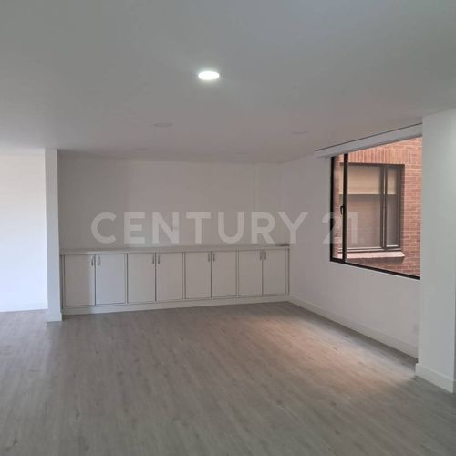 Apartamento de 4 alcobas en venta en Molinos Norte, Bogotá, 200 m² · foto 15 de 18