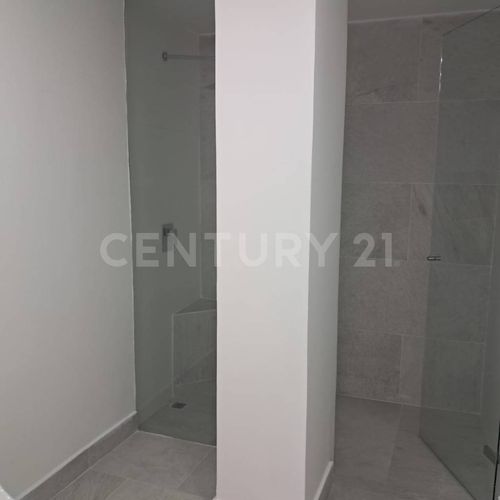 Apartamento de 4 alcobas en venta en Molinos Norte, Bogotá, 200 m² · foto 16 de 18