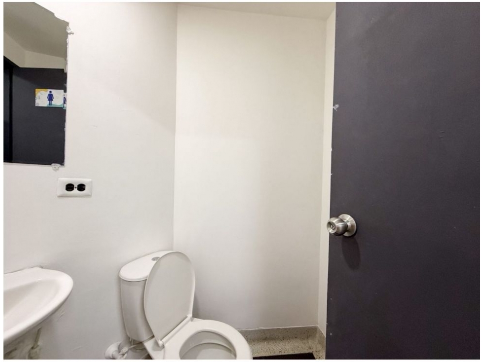 Oficina en venta en Medellín 3