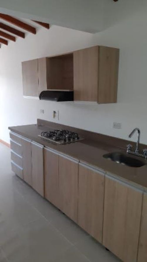 Apartamento de 3 alcobas en venta en La Charanga, Guarne, 71 m² · foto 2 de 15