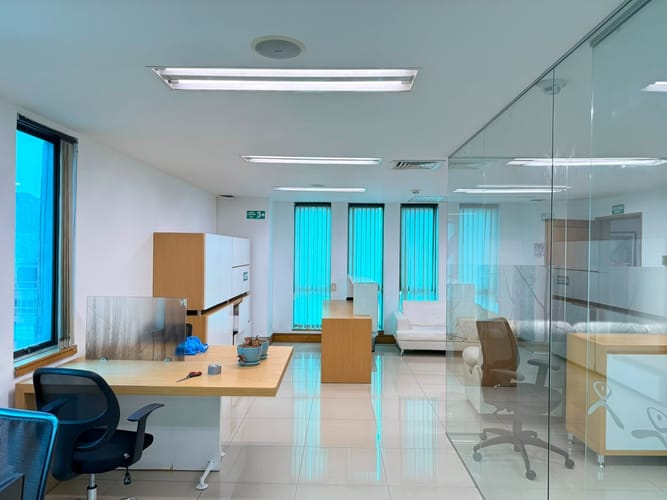 Oficina en venta en El Poblado, Medellín, 79 m² · foto 9 de 12