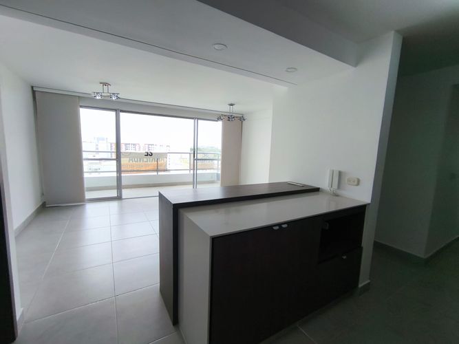 Apartamento de 3 alcobas en venta en Ciudad Real, Cali, 81 m² · foto 5 de 17