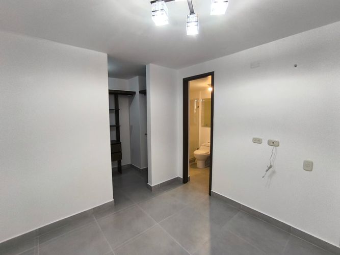 Apartamento de 3 alcobas en venta en Ciudad Real, Cali, 81 m² · foto 7 de 17