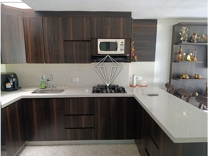 Casa de 4 alcobas en venta en La Ceja, 150 m² · foto 4 de 24