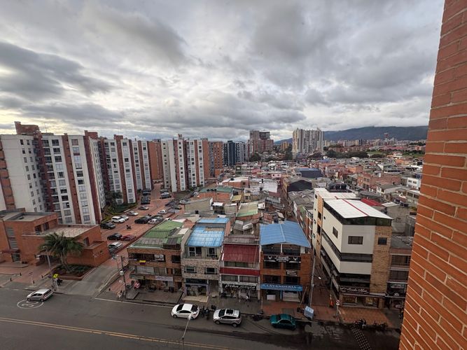 Apartamento en venta en Gilmar, Bogotá · foto 4 de 18