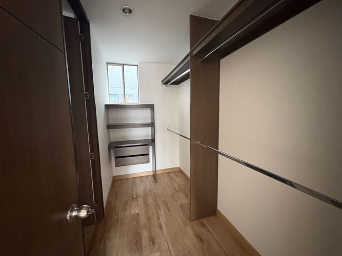 Apartamento en venta en Gilmar, Bogotá · foto 6 de 18