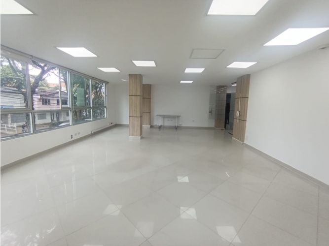 Oficina en arriendo en Estadio, Medellín, 85 m² · foto 4 de 9