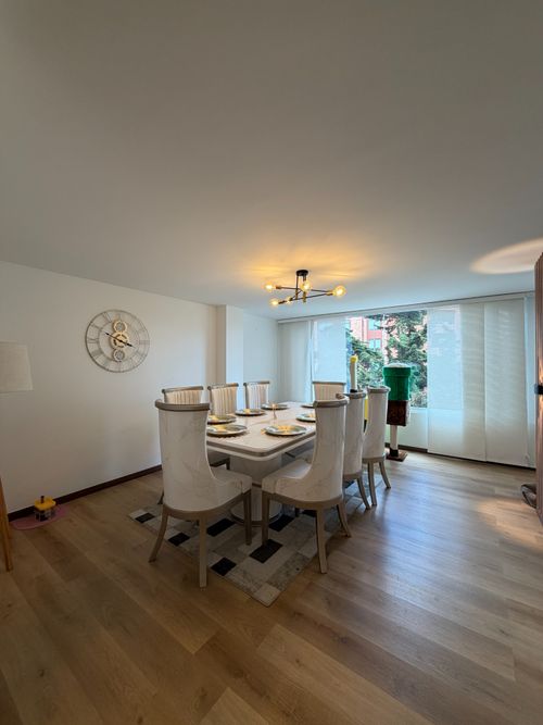 Apartamento de 3 alcobas en venta en Los Rosales, Bogotá, 185 m² · foto 4 de 19