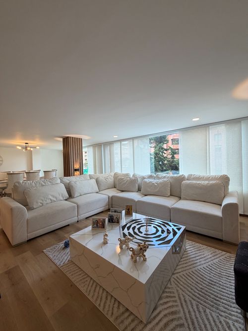 Apartamento de 3 alcobas en venta en Los Rosales, Bogotá, 185 m² · foto 16 de 19