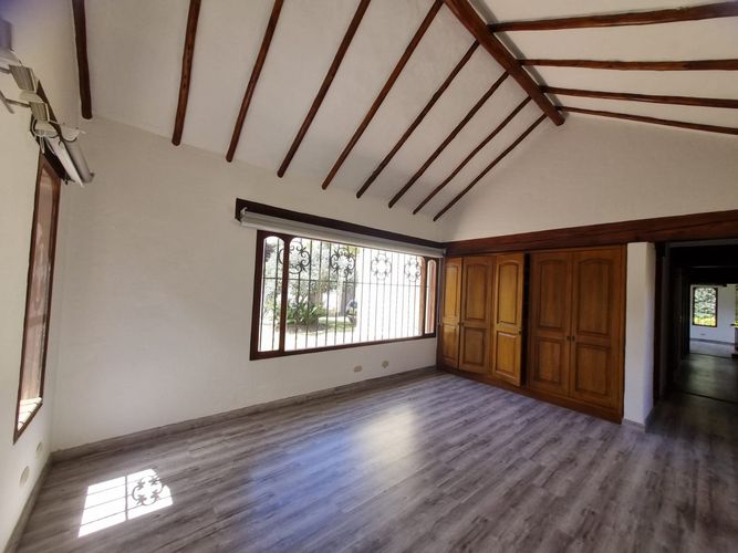 Casa de 3 alcobas en venta en La Estrella, Chía, 300 m² · foto 6 de 24