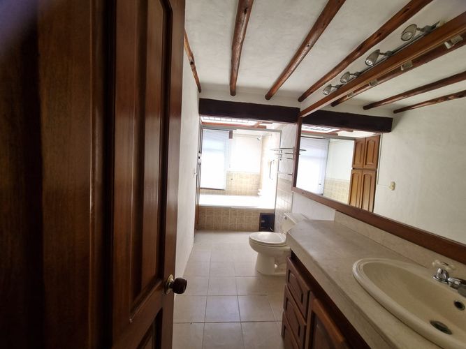 Casa de 3 alcobas en venta en La Estrella, Chía, 300 m² · foto 8 de 24