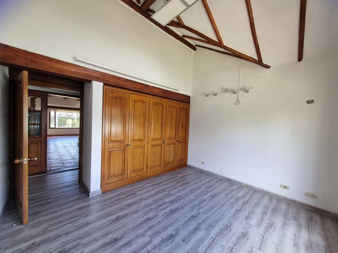 Casa de 3 alcobas en venta en La Estrella, Chía, 300 m² · foto 9 de 24