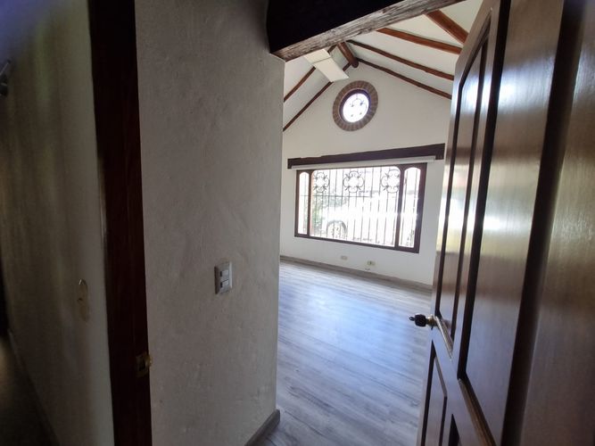 Casa de 3 alcobas en venta en La Estrella, Chía, 300 m² · foto 10 de 24