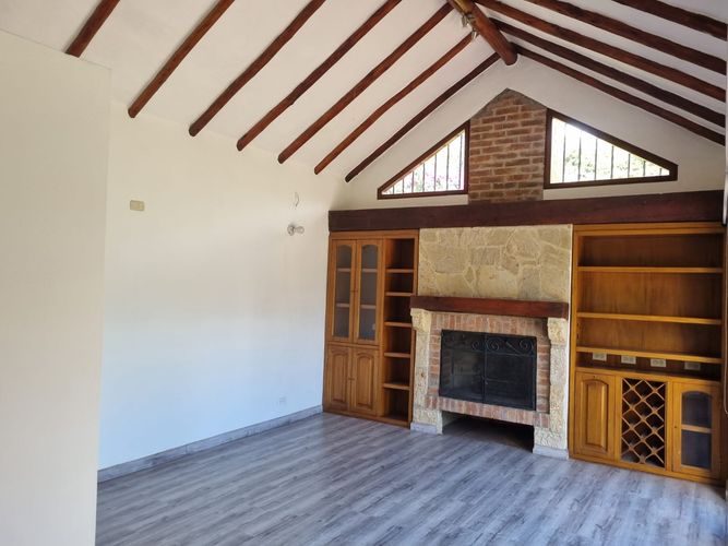 Casa de 3 alcobas en venta en La Estrella, Chía, 300 m² · foto 19 de 24