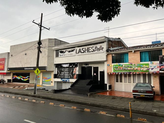 Local en venta en Tequendama, Cali, 458 m² · foto 2 de 22