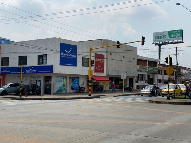 Local en venta en Tequendama, Cali, 458 m² · foto 3 de 22