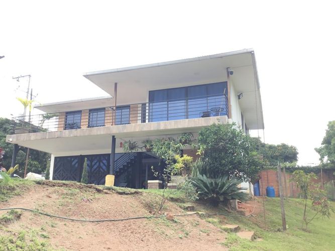 Casa de 6 alcobas en venta en La Reforma, Cali, 440 m² · foto 4 de 24