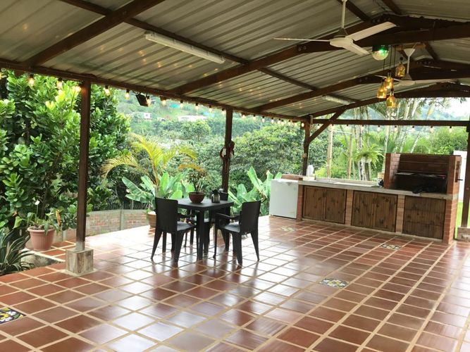Casa de 6 alcobas en venta en La Reforma, Cali, 440 m² · foto 9 de 24