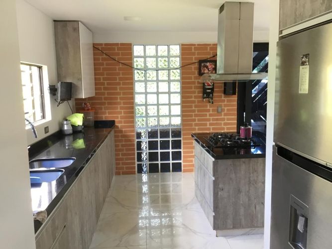 Casa de 6 alcobas en venta en La Reforma, Cali, 440 m² · foto 15 de 24