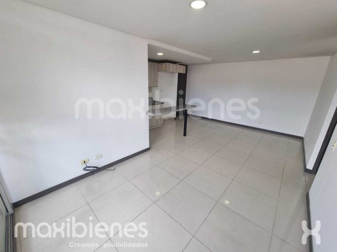 Apartamento de 3 alcobas en arriendo en Aves Maria, Sabaneta, 77 m² · foto 3 de 7