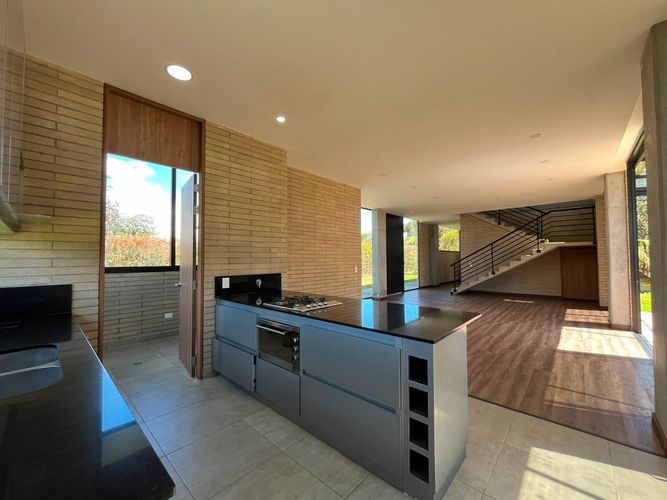 Casa de 3 alcobas en arriendo en Conjunto Residencial Isla Fuerta, Envigado, 300 m² · foto 16 de 20