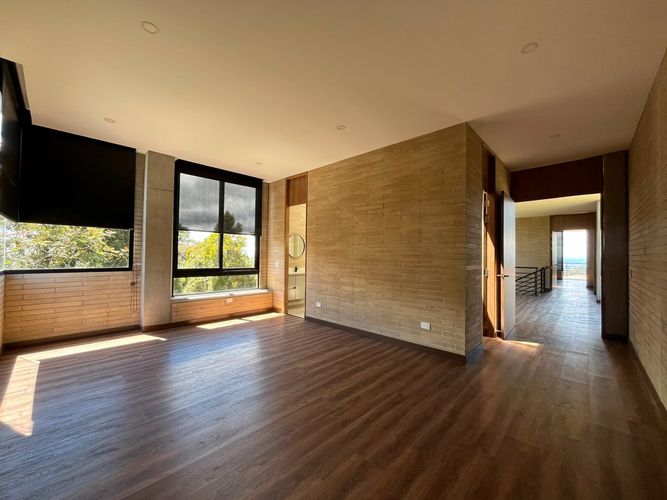 Casa de 3 alcobas en arriendo en Conjunto Residencial Isla Fuerta, Envigado, 300 m² · foto 9 de 20