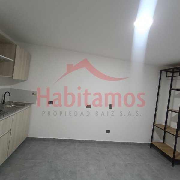 Apartaestudio en arriendo en El Dorado, Envigado · foto 2 de 9