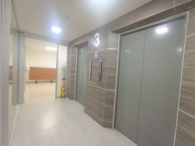Oficina en arriendo en Estadio, Medellín, 25 m² · foto 5 de 5