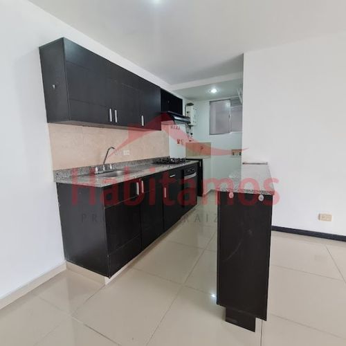 Apartamento de 3 alcobas en venta en Villa Carlota, Medellín, 85 m² · foto 7 de 21