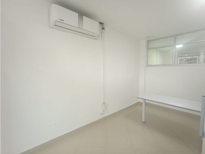 Oficina en arriendo en Estadio, Medellín, 85 m² · foto 9 de 13