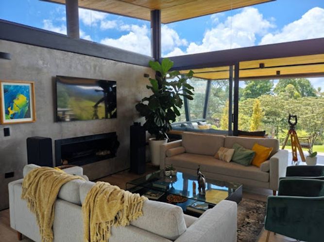 Casa de 4 alcobas en venta en Santa Elena, El Retiro, 303 m² · foto 10 de 24