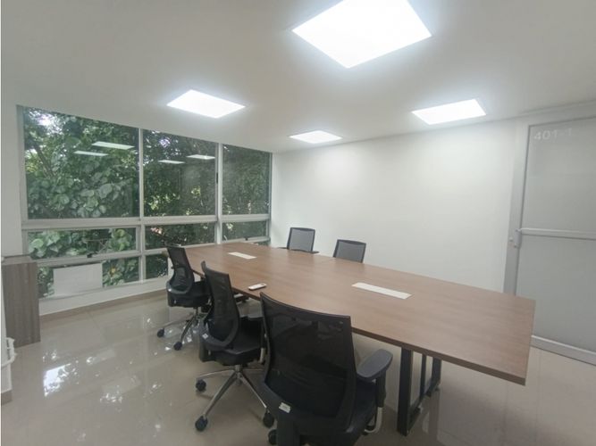 Oficina en arriendo en Estadio, Medellín, 30 m² · foto 4 de 6