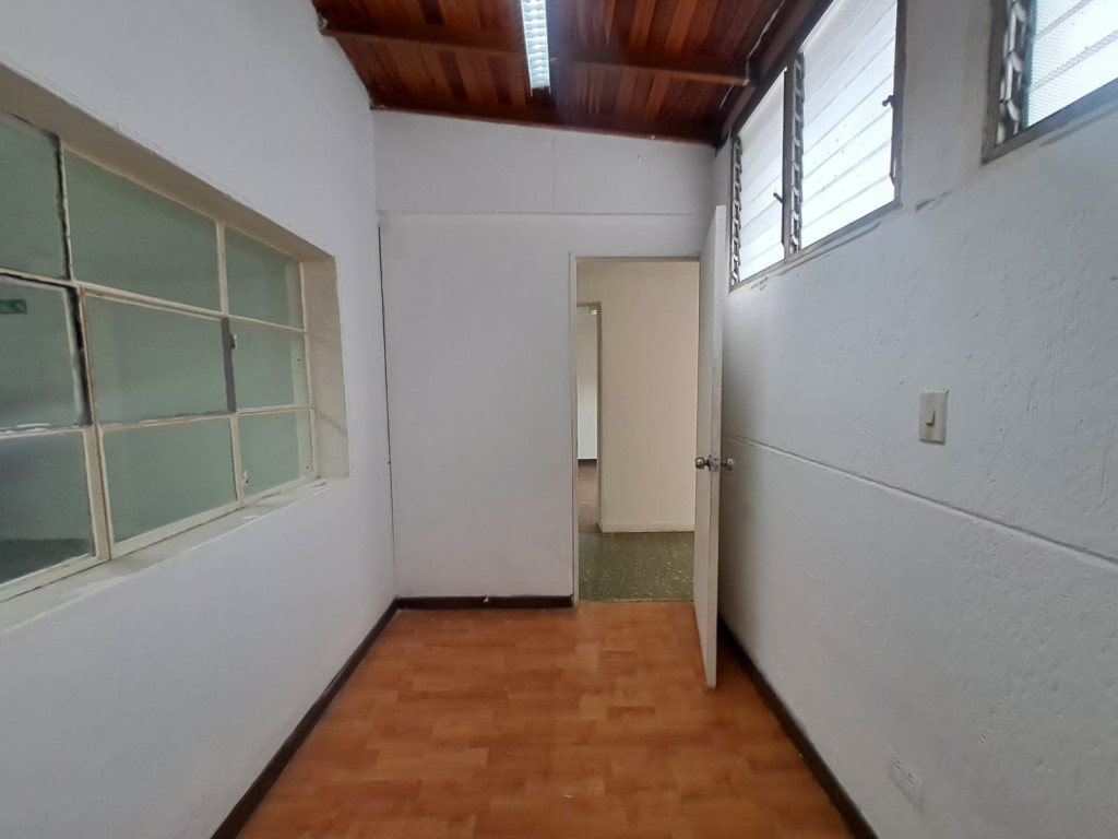 Casa en arriendo en La Magnolia, Envigado · foto 8 de 23