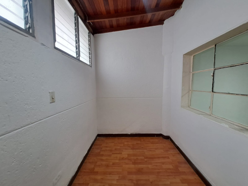 Casa en arriendo en La Magnolia, Envigado · foto 9 de 23
